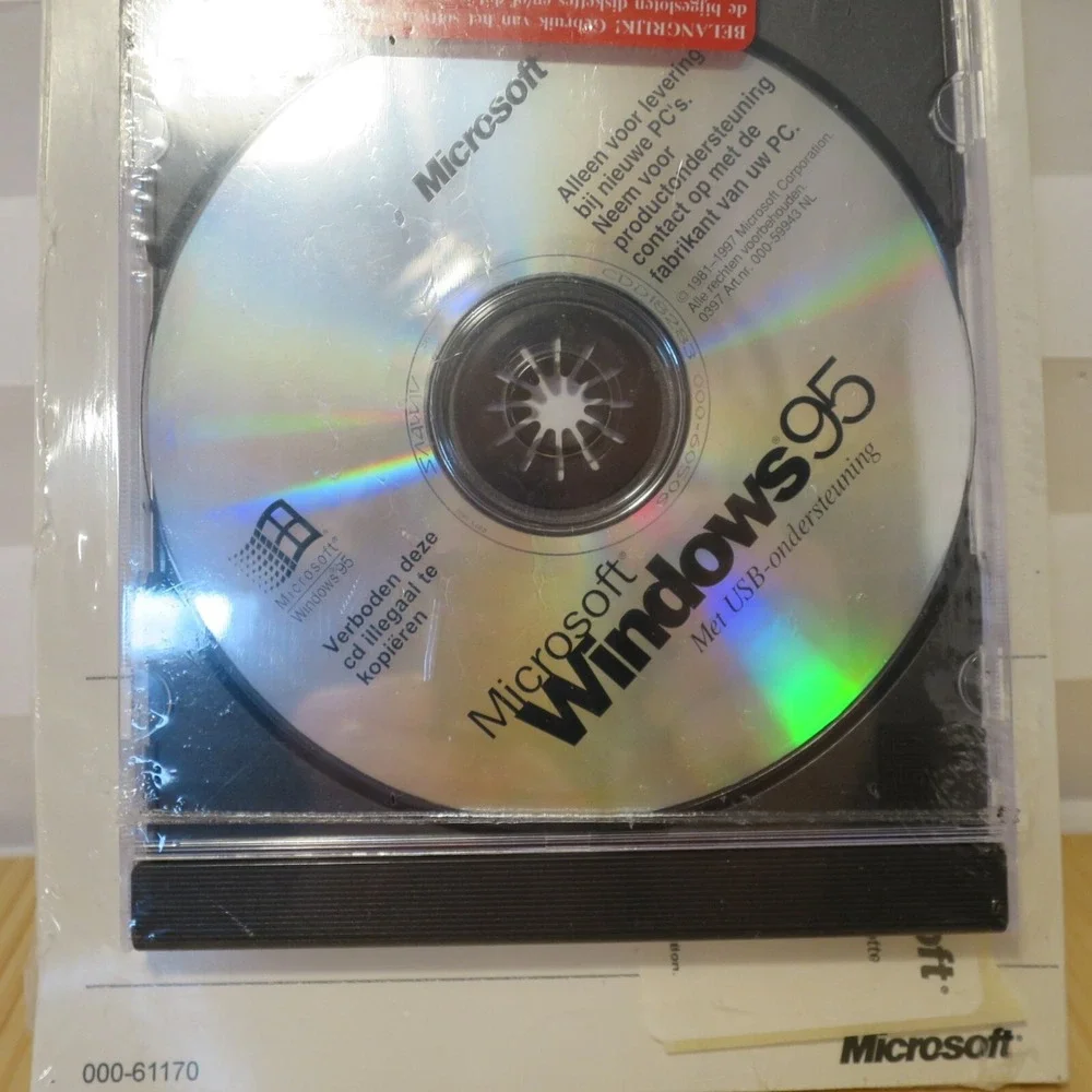 OEM - Dutch Language - Microsoft Windows 95 CD & Plus! USB with COA‎